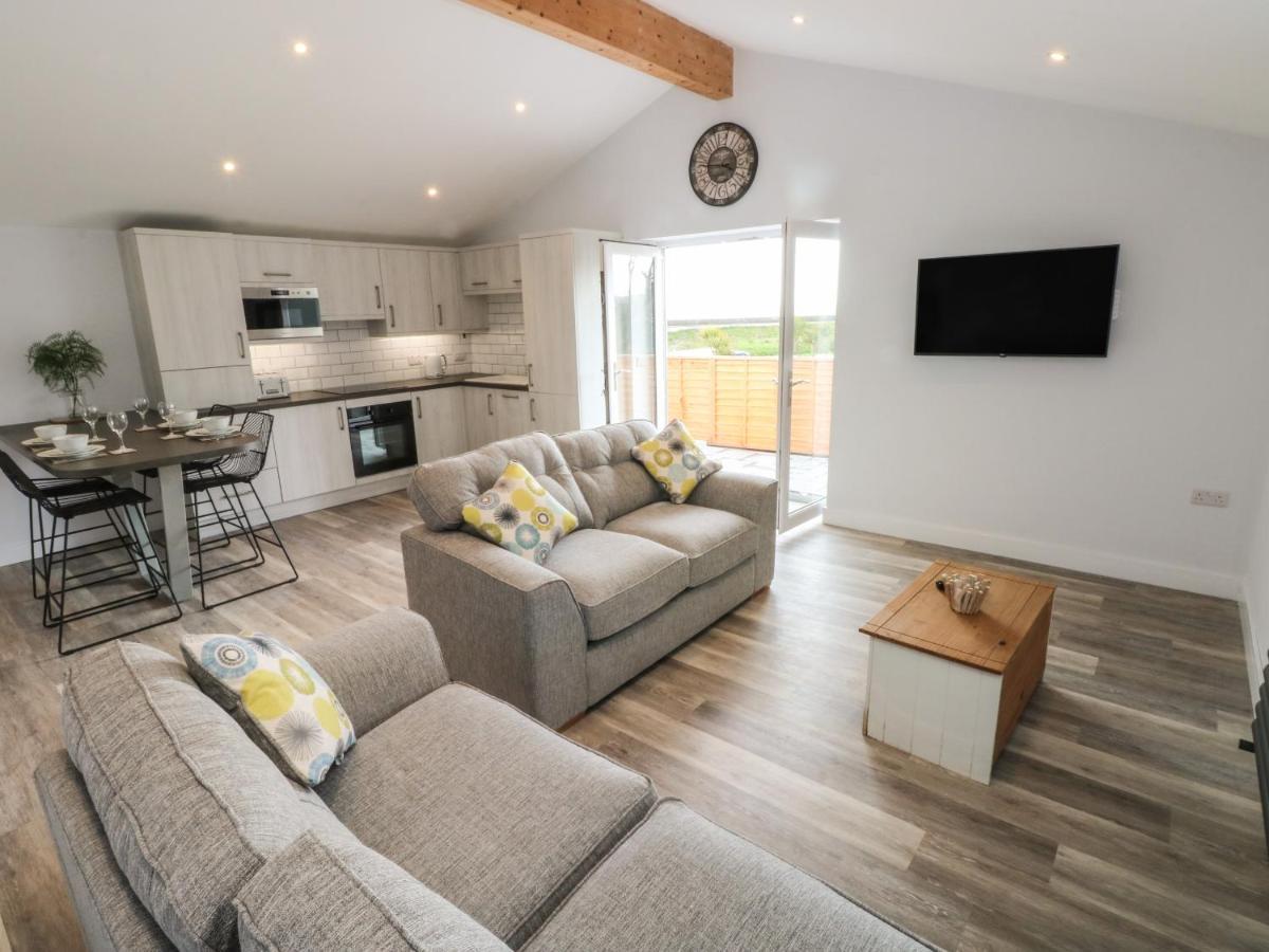 Caban Y Mor Villa Narberth Exteriör bild